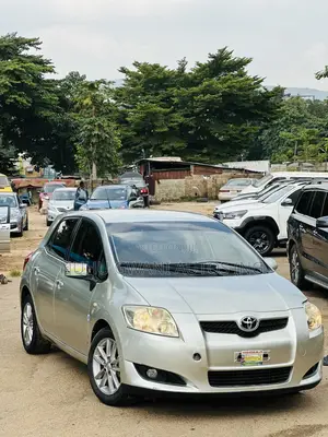 Toyota Auris 2009 Silver