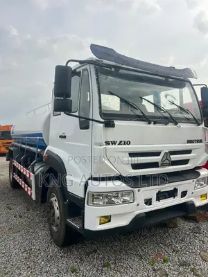Used Sinotruk Water Tanker - CNHTC Howo