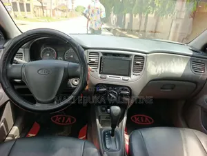2010 Kia Rio Black
