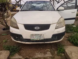 Kia Rio 1.4 2008 Off-White Sedan