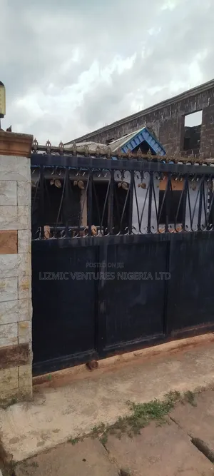 2-Bedroom Bungalow don siye a Isuti Rd, Egan