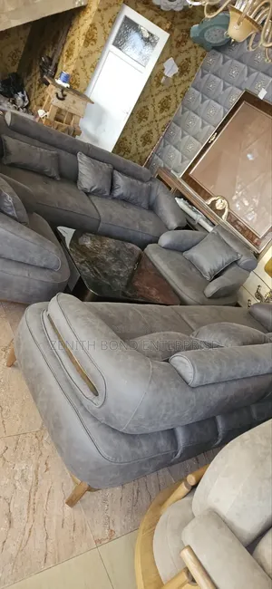 Premium Turkey Sofa Set na Zamani