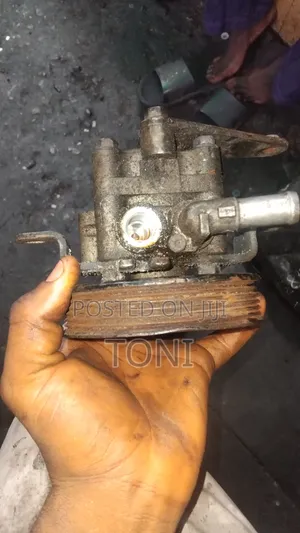 Amfani Da Power Steering Pump Don Nissan Altima & X-Trail 2.5