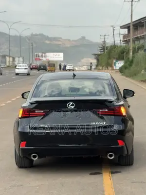 Lexus IS 200t 2016 Baki