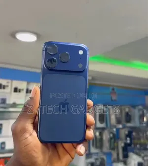Apple iPhone 17 Pro 256GB Blue