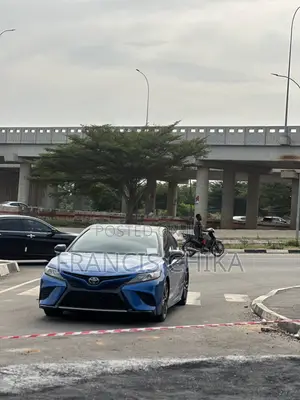 Toyota Camry XSE 2.5L 2019 Blue