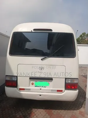 Toyota Coaster 2015 Fari