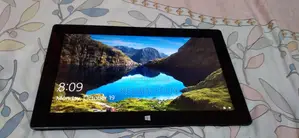 Microsoft Surface Laptop - Intel Core i5, 4GB RAM, 60GB SSD