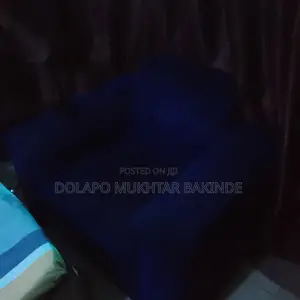 Kujera Mai Zama Daya - Tana Amfani