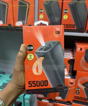 Sabon Newage 55,000mAh Powerbank Mai Cajin Gaggawa da Hasken LED