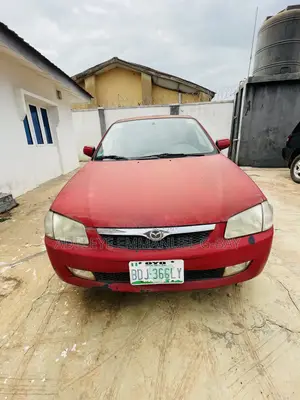 Mazda 323 1.6 2003 Red