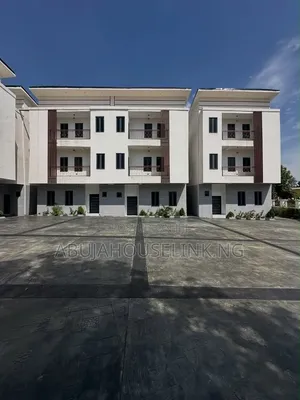 4 Bedroom Townhouse/Terrace a Utako, Abuja Sayarwa