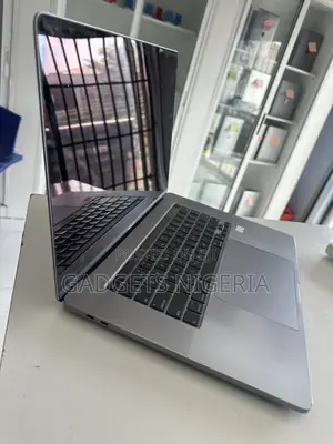 Apple MacBook Pro 2019 16GB Intel Core i9 1TB SSD