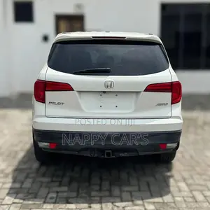 2016 Honda Pilot EX 4WD SUV - Needs Paint & Interior Work
