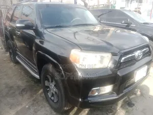 2010 Toyota 4Runner Black