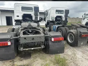 Sinotruk Howo 6x4 Tractor Head