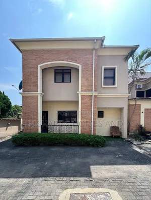 3 Bedroom Duplex Don haya a Banana Island, Ikoyi