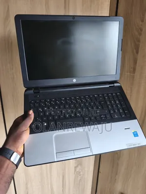 Laptop HP 350 G2 - Intel Core i3, 8GB RAM, 500GB HDD