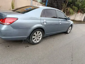 Toyota Avalon 2009 Silver