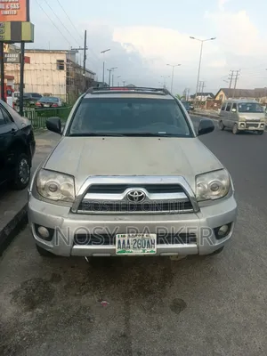 Toyota 4Runner SR5 V6 SUV 2007