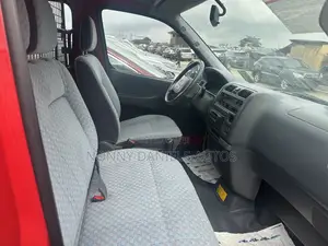 Toyota HiAce Bus 2006 - Ja