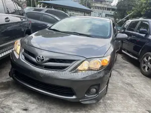 2013 Toyota Corolla S Sedan