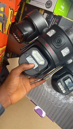 Techview / Ubox 12MP Kamara Mai Gilashin Gani Sau uku Mai Amfani da Hasken Rana