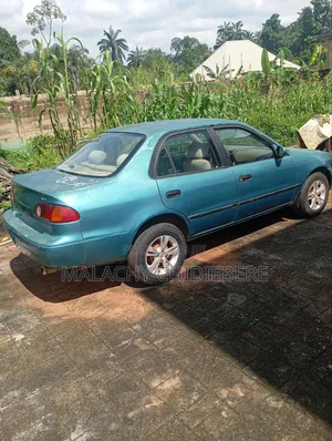 Toyota Corolla Sedan 1999 Blue