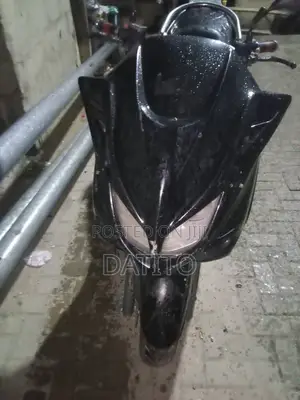 Yamaha Majesty 2023 Scooter - Black