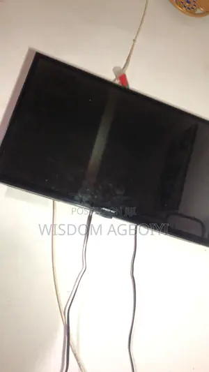 Mewe 32-inch Smart TV (Na Biyu)