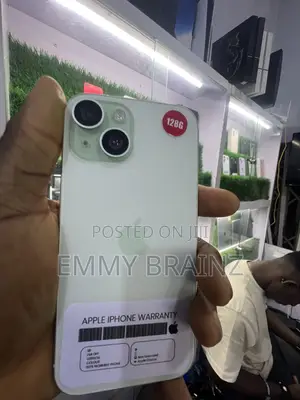 Apple iPhone 15 128GB Green
