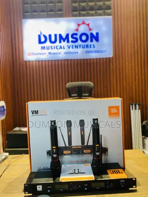 JBL VM150 UHF Wireless Microphone System