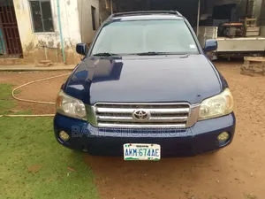 Toyota Highlander V6 4x4 SUV na 2005