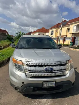 Ford Explorer 2013 Silver