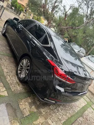 Hyundai Genesis 3.8 Sedan AWD na 2015