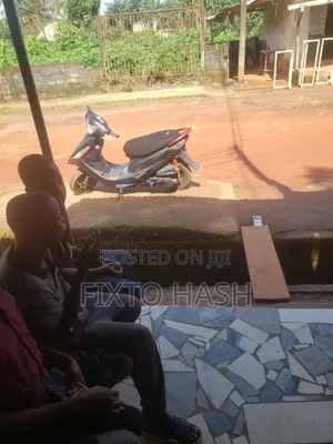 Kymco Agility 125 Scooter 2018 Baki