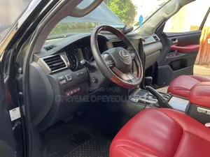 Lexus LX 570 AWD 2013 (An Inganta Zuwa 2020)