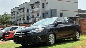 2017 Toyota Camry LE - Sayarwa Mai Gaggawa