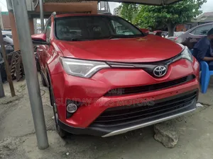 2016 Toyota RAV4 XLE AWD Red