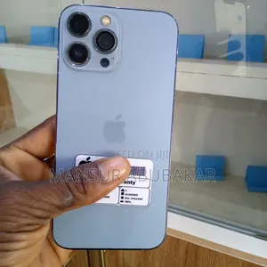 Apple iPhone 13 Pro Max 128GB Blue (Na Amfani, Gilashin Ya Fasa)