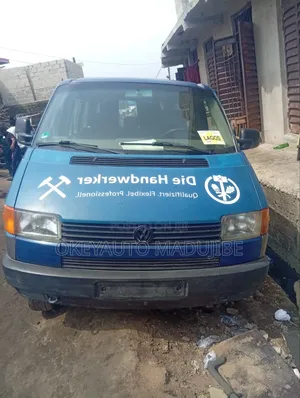 Volkswagen Transporter 2005 Shuɗi
