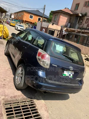 Toyota Matrix 2006 Shuɗi