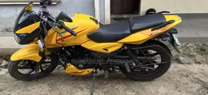 Bajaj Pulsar 220 F 2023 Yellow