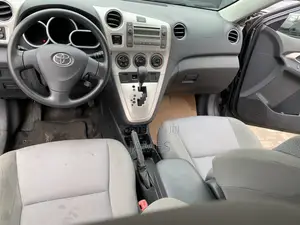 Toyota Matrix XRS Hatchback (2.4L) 2010 - Grey