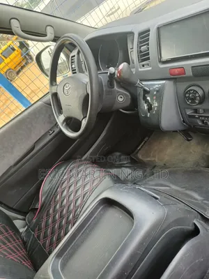 Toyota Coaster Bus 2015 Fari