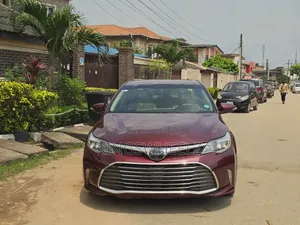 2013 Toyota Avalon Limited Sedan FWD Burgundy
