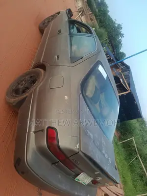 Toyota Camry CE Sedan ta 2000