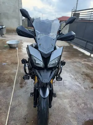 Yamaha MT-09 2018 Grey