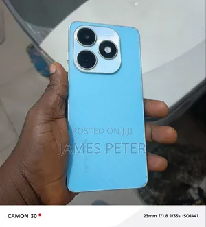 Tecno Spark 20 128GB Blue