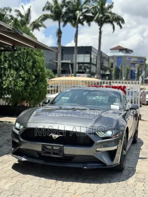 2018 Ford Mustang EcoBoost Fastback Coupe